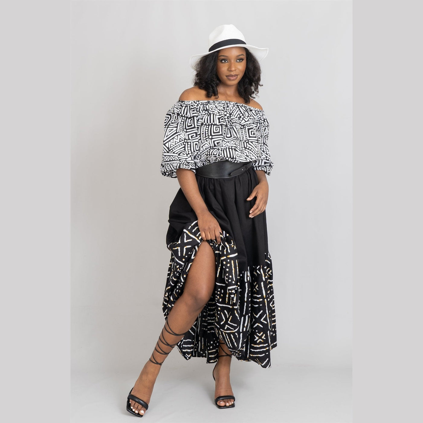 A Afrocentric Print Off-Shoulder Maxi Dress